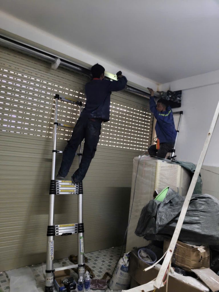 sửa cửa cuốn Gò Vấp thợ sửa cửa cuốn Gò Vấp dịch vụ sửa cửa cuốn Gò Vấp sửa cửa cuốn tại nhà Gò Vấp sửa cửa cuốn giá rẻ Gò Vấp sửa cửa cuốn nhanh Gò Vấp sửa cửa cuốn 24h Gò Vấp sửa cửa cuốn TPHCM thợ sửa cửa cuốn tại TPHCM sửa cửa cuốn uy tín Gò Vấp sửa motor cửa cuốn Gò Vấp sửa remote cửa cuốn Gò Vấp thay pin remote cửa cuốn sửa hộp điều khiển cửa cuốn bảo trì cửa cuốn Gò Vấp bảo dưỡng cửa cuốn tại nhà sửa cửa cuốn Austdoor Gò Vấp sửa cửa cuốn Mitadoor Gò Vấp sửa cửa cuốn Đài Loan Gò Vấp thay motor cửa cuốn Gò Vấp sửa cửa cuốn bị kẹt Gò Vấp sửa cửa cuốn bị kẹt ray Gò Vấp sửa cửa cuốn bị kẹt cửa cuốn bị kẹt không lên cửa cuốn không xuống được cửa cuốn kêu to motor cửa cuốn không chạy remote cửa cuốn không điều khiển được cửa cuốn tự động không hoạt động cửa cuốn mất điện không mở được cửa cuốn bị lỗi cảm biến sửa cửa cuốn bị đứt lò xo sửa cửa cuốn bị rơi nan sửa cửa cuốn bị lệch ray sửa cửa cuốn Austdoor sửa cửa cuốn Mitadoor sửa cửa cuốn Titadoor sửa cửa cuốn Đức sửa cửa cuốn Đài Loan sửa cửa cuốn Trung Quốc sửa cửa cuốn tôn sửa cửa cuốn nan nhôm sửa cửa cuốn tự động Austdoor sửa cửa kéo Gò Vấp sửa cửa kính Gò Vấp hàn cửa kính tại nhà Gò Vấp thợ cơ khí Gò Vấp làm cửa kính Gò Vấp sơn cửa kính Gò Vấp sửa lan can sắt, hàng rào sắt sửa mái tôn Gò Vấp làm cửa cuốn mới Gò Vấp lắp đặt motor cửa cuốn thay nan cửa cuốn thay hộp điều khiển cửa cuốn sửa cửa cuốn quận Gò Vấp sửa cửa cuốn đường Quang Trung sửa cửa cuốn đường Phan Văn Trị sửa cửa cuốn đường Nguyễn Kiệm sửa cửa cuốn đường Lê Đức Thọ sửa cửa cuốn đường Phạm Văn Chiêu sửa cửa cuốn đường Thống Nhất sửa cửa cuốn đường Dương Quảng Hàm sửa cửa cuốn đường Lê Văn Thọ sửa cửa cuốn phường 1, 3, 5, 7, 8, 9, 10, 14, 15, 16, 17 Gò Vấp gọi thợ sửa cửa cuốn Gò Vấp sửa cửa cuốn tận nơi Gò Vấp sửa cửa cuốn tại nhà uy tín dịch vụ sửa cửa cuốn giá rẻ sửa cửa cuốn nhanh trong ngày thợ sửa cửa cuốn có mặt sau 15 phút sửa cửa cuốn chuyên nghiệp tại Gò Vấp sửa cửa cuốn bảo hành dài hạn sửa cửa cuốn khẩn cấp 24/7 hướng dẫn sửa cửa cuốn tại nhà cách sửa cửa cuốn bị kẹt mẹo bảo trì cửa cuốn giá sửa cửa cuốn tại Gò Vấp nên chọn thợ sửa cửa cuốn nào tốt kinh nghiệm sửa cửa cuốn an toàn lỗi thường gặp ở cửa cuốn và cách xử lý bảng giá sửa cửa cuốn TPHCM mới nhất cơ khí Hòa Phát thợ cửa cuốn Hòa Phát sửa cửa cuốn Hòa Phát Gò Vấp sửa cửa cuốn Hòa Phát TPHCM dịch vụ cửa cuốn Hòa Phát hotline sửa cửa cuốn 0926865858 sửa cửa cuốn suacuasat24h.com sửa cửa cuốn Gò Vấp uy tín giá rẻ sửa cửa cuốn tại nhà Gò Vấp nhanh nhất thợ sửa cửa cuốn Gò Vấp chuyên nghiệp sửa cửa cuốn bị kẹt không điều khiển được sửa cửa cuốn motor Austdoor bị lỗi sửa hộp điều khiển cửa cuốn Đài Loan thay motor cửa cuốn chính hãng tại Gò Vấp sửa cửa cuốn bị hỏng remote và bộ điều khiển bảo trì cửa cuốn Gò Vấp định kỳ giá rẻ dịch vụ sửa cửa cuốn tận nơi tại Gò Vấp