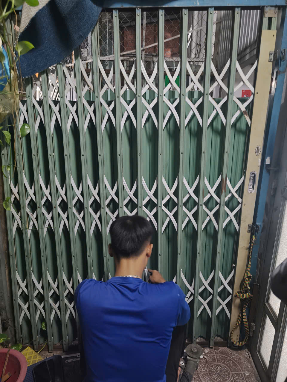 sửa cửa kéo bình chánh sửa cửa kéo tại bình chánh thợ sửa cửa kéo bình chánh sửa cửa kéo tại nhà bình chánh sửa cửa kéo sắt bình chánh sửa cửa kéo đài loan bình chánh sửa cửa kéo bị kẹt bình chánh sửa cửa kéo bị xệ bình chánh thay bánh xe cửa kéo bình chánh thay ray cửa kéo bình chánh sửa khóa cửa kéo bình chánh sửa cửa kéo 24h bình chánh sửa cửa kéo giá rẻ bình chánh thợ sửa cửa kéo tại nhà huyện bình chánh sửa cửa kéo vĩnh lộc a sửa cửa kéo vĩnh lộc b sửa cửa kéo bình hưng sửa cửa kéo tân kiên sửa cửa kéo lê minh xuân sửa cửa kéo phong phú