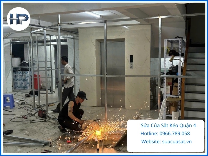 Các Hạng Mục Sửa Cửa Sắt Kéo Quận 4 Chúng Tôi Cung Cấp- sua-cua-sat-keo-quan-4